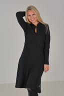 Borghild sort jacquard kjole