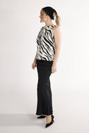 Alma bluse sort og hvit zebra