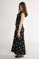 Alma bluse sort og hvit polkadot