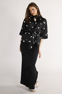 Bekka bluse sort og hvit