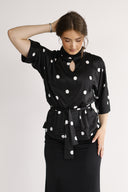 Bekka bluse sort og hvit