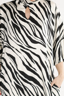 Cornelia kjole sort og hvit zebra