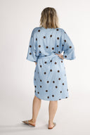 Cornelia kjole blå og brun dots