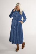 Joy jeansblå babycord kåpe / skjortekjole