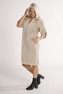 Petra beige velurkjole