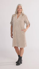 Petra beige velurkjole