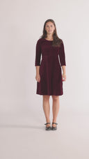 Elli bordeaux babycord kjole